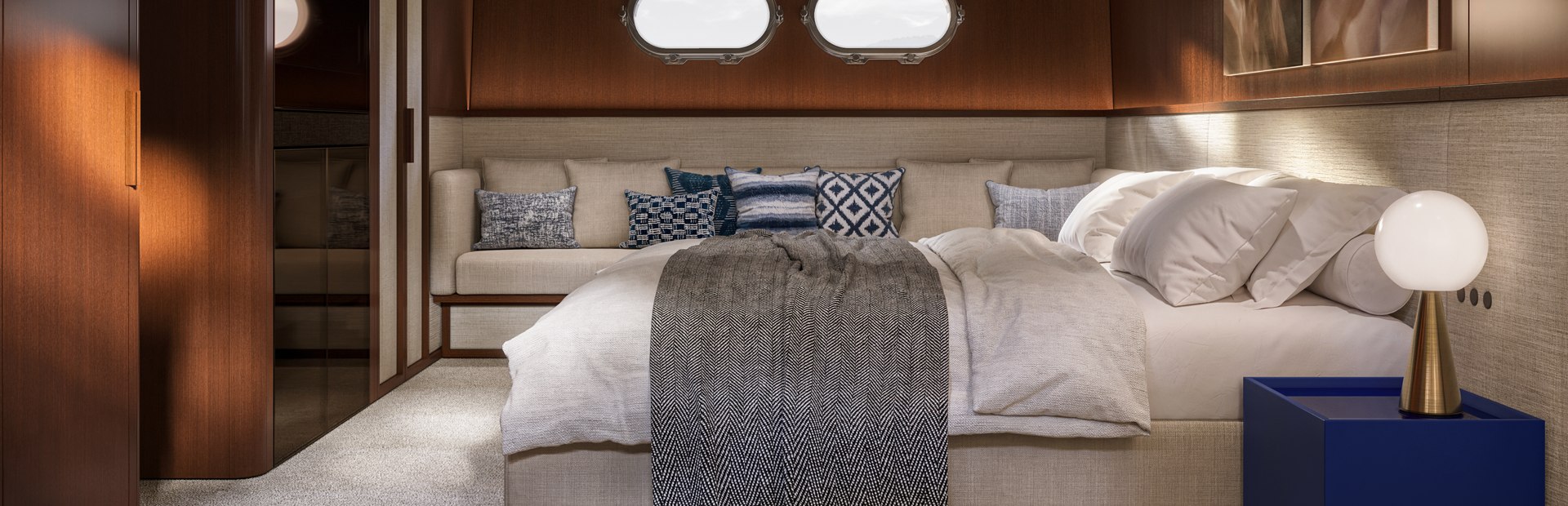 SHE Yacht