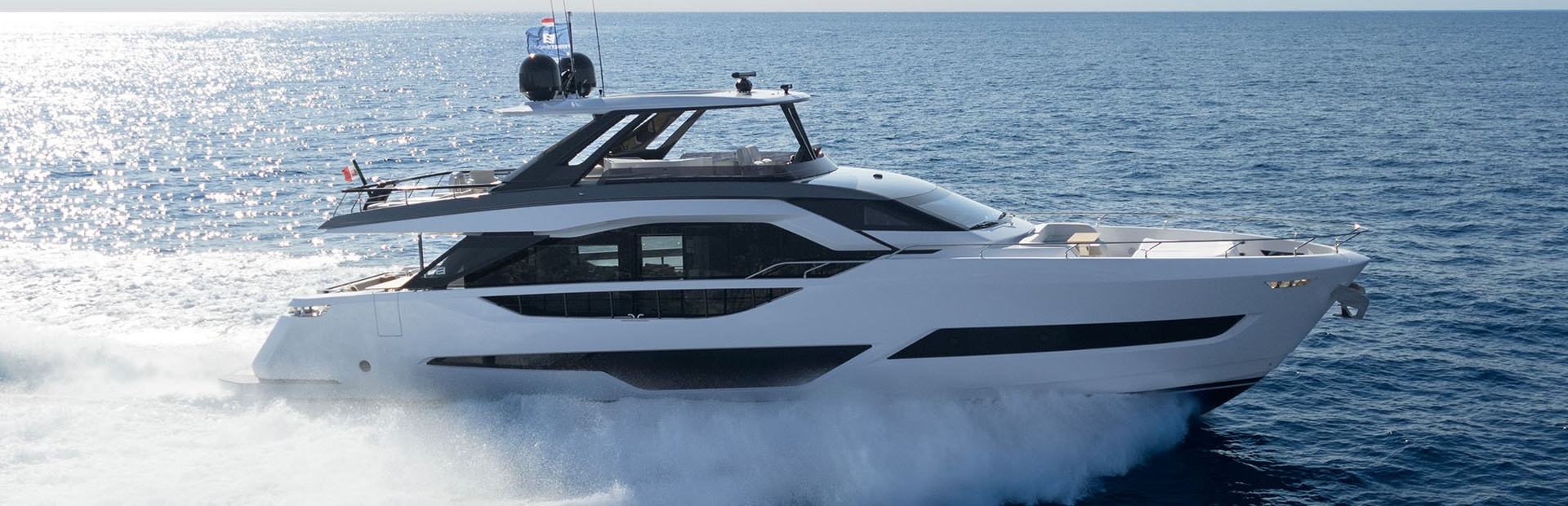 Ferretti 800 Yacht