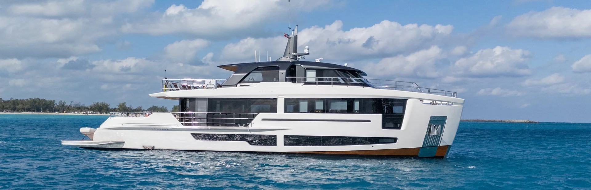 Squalo 100 Yacht