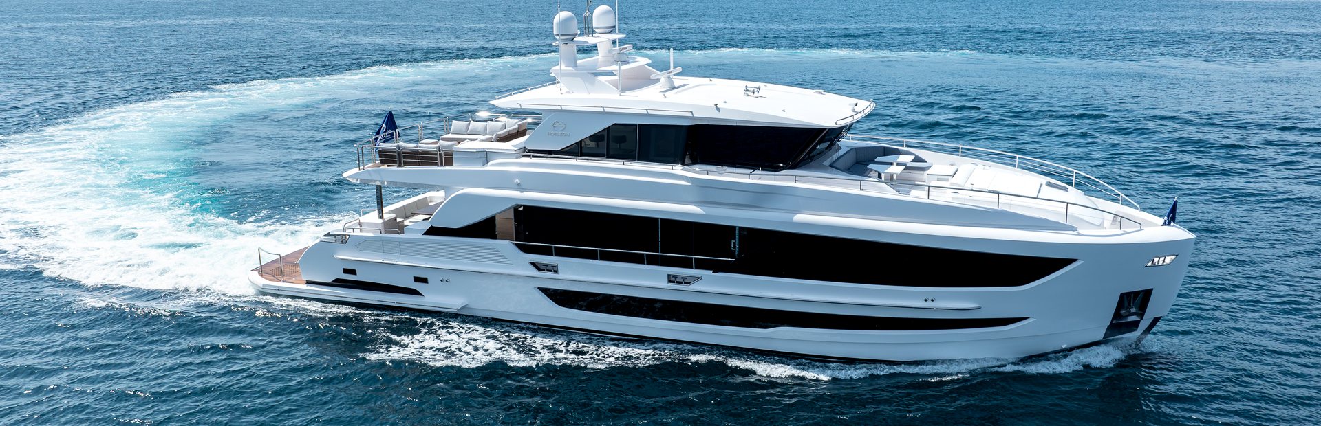 FD90 Skyline Yacht