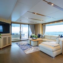 Aqua Life Yacht 