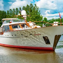Eleonore Yacht 