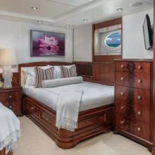 Avalon Yacht 