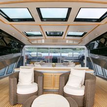 Five Yacht 