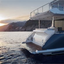 Solstice Yacht 