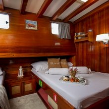 Bonaventura Yacht 