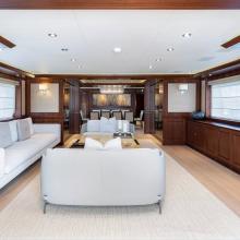 Palatial Yacht 