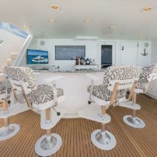 Rogue Yacht 