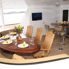 Empire Sea Yacht Exterior Dining
