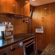 Cabaret Yacht 