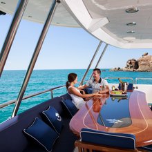 Flying Fish Yacht 