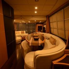 Sakura Yacht 