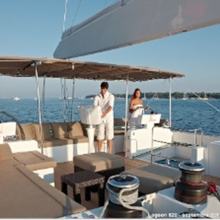 Firefly Yacht 