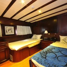 Smile Yacht 
