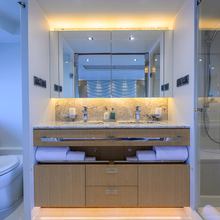 Aqua Life Yacht 