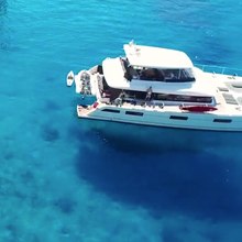 Cute Little Cat Yacht 