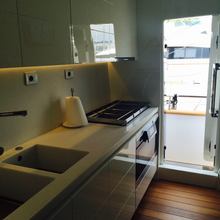 Bivac Yacht 