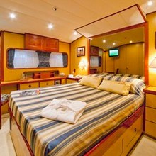 V. Bahria Yacht Blue Stateroom