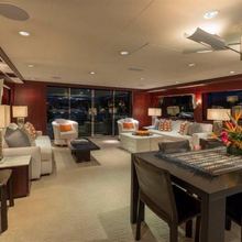 Cru Yacht 