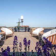 Wonderland Yacht 