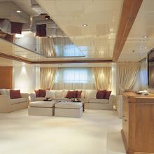 Elegant 007 Yacht Main Salon - Overview