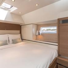 Allegro Yacht 