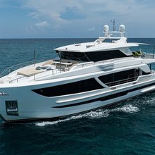 Aqua Life Yacht 