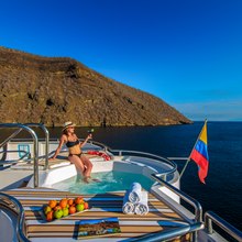Treasure Yacht 