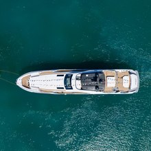 Pershing 140 Yacht 