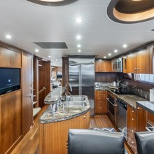 Aurora Yacht 