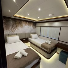 By C.F. Yacht 