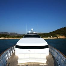 Obsesion Yacht Deck