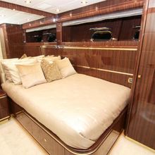 White Pearl Yacht 