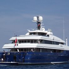 Sarah Yacht Stern