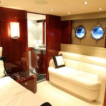 Ghost Yacht 