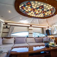 Viva Lola Yacht 