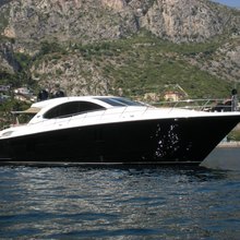 Carbon Yacht 