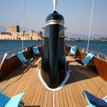 Dauntless Yacht 