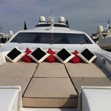White Pearl Yacht 