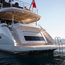 Ultraviolet Yacht 