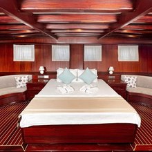 Freedom Yacht 