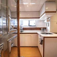 Shalimar Yacht 