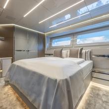 No Stress Yacht 