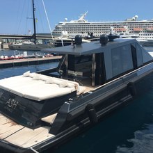 Ash Yacht 