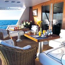 Oh Que Luna Yacht 