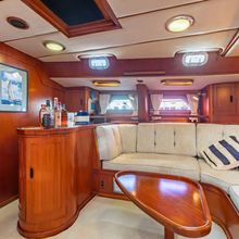 Mustang Yacht 