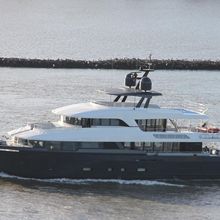 Cocoon Yacht 