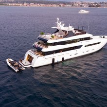 Darling Yacht 
