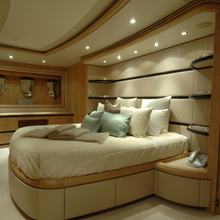 Seven Star Yacht 