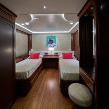 Deneb's Daughters Yacht 